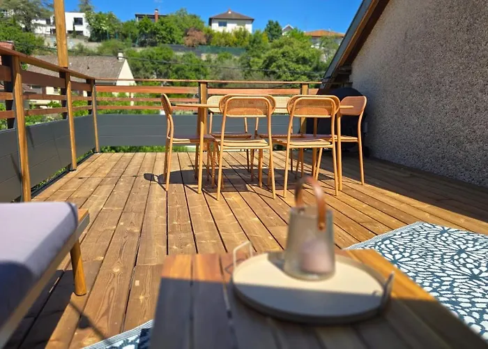 La Maison Laborey - De La Combe Appartement *